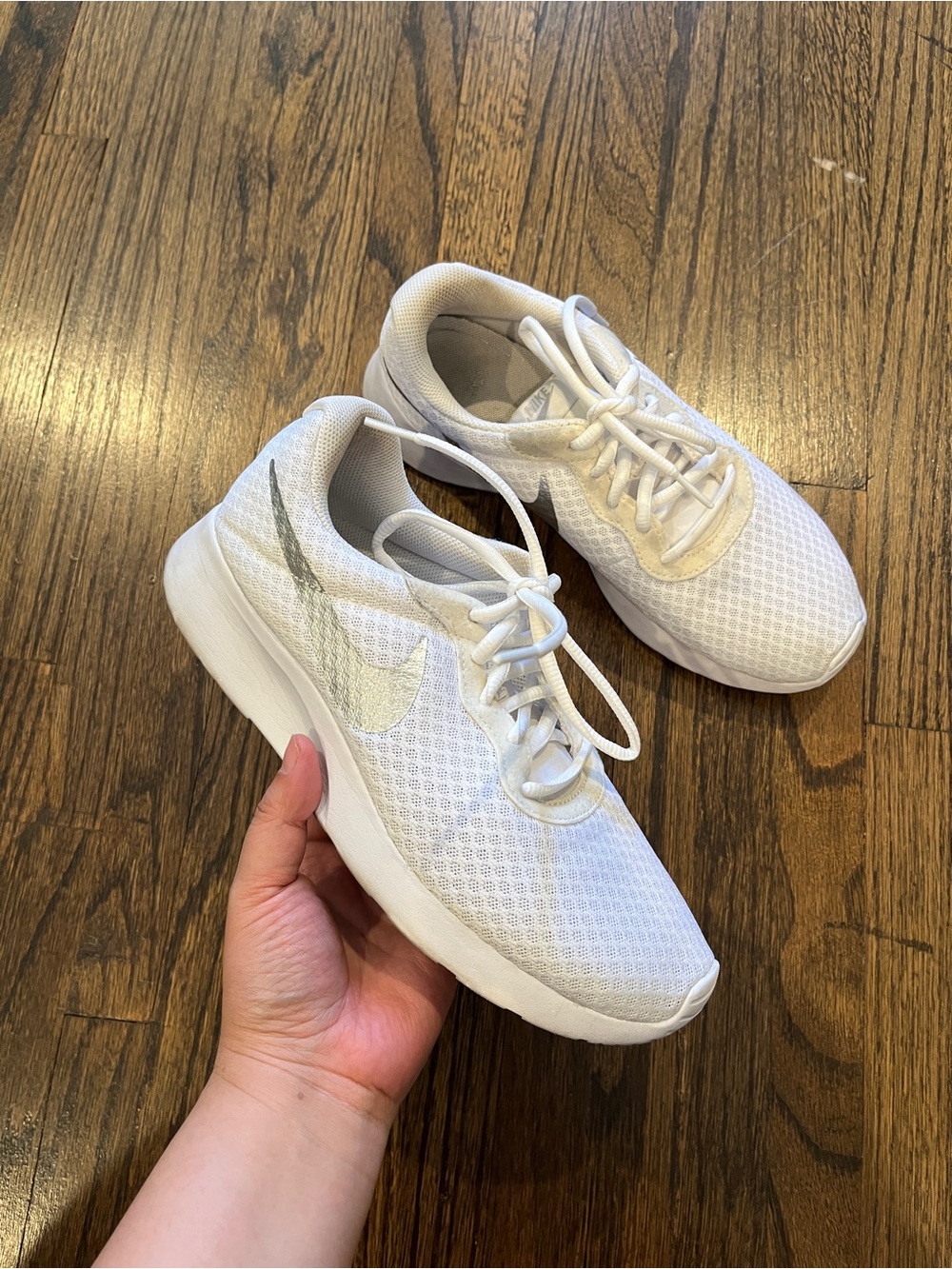 Nike Tanjun White  Running Shoes with Subtle Silver Swoosh Women